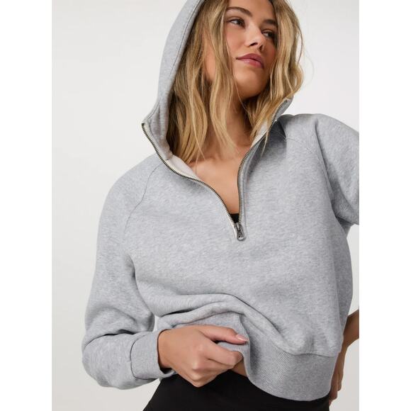 VUORI Restore Half Zip Hoodie in Light Heather Grey Size Small - Picture 1 of 7